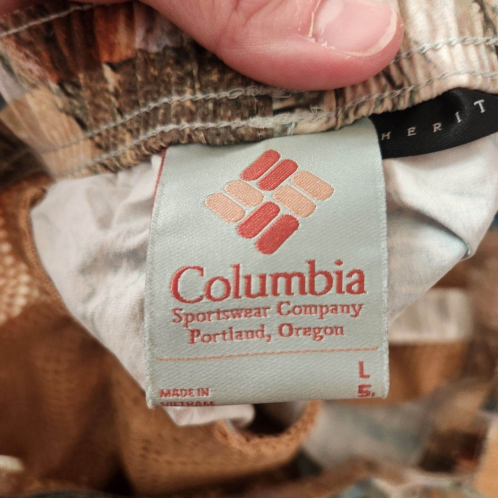 Euc Columbia Multicolor Patterned Cargo Shorts - image 7